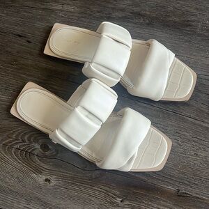 Circus by Sam Edelman puffy slide sandals in ivory off white color